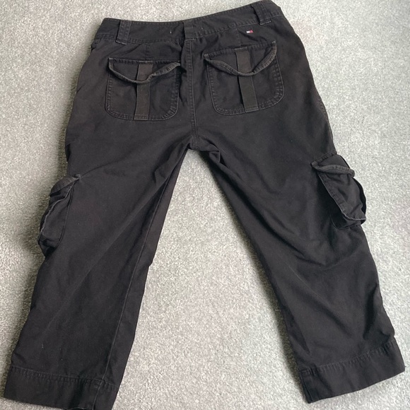 Tommy Hilfiger: black capris: 4 - Picture 4 of 6